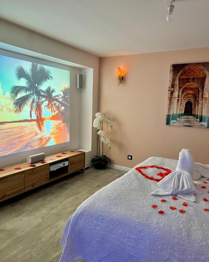 Bioty Chill & Spa Le Blanc-Mesnil Exterior foto